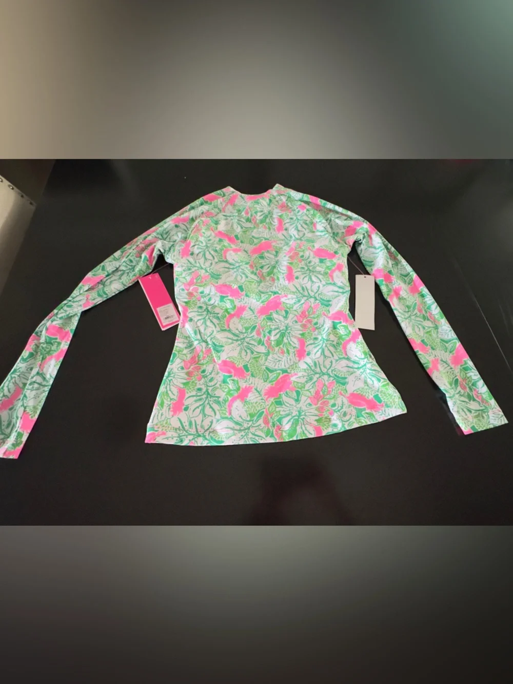 Lilly Pulitzer Nayte Rashguard Top Botanical Green Just Wing It. NWT SIZE 4